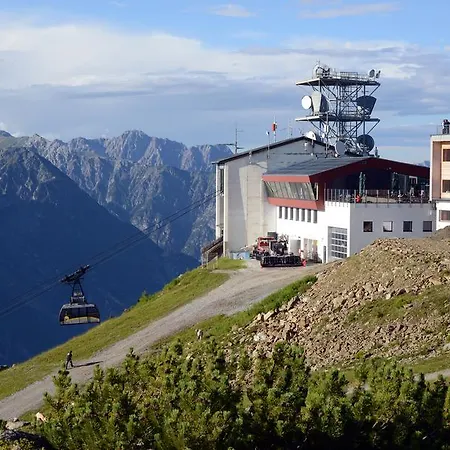 Venet Gipfelhütte 3*