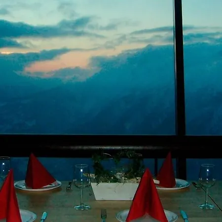 Venet Gipfelhütte